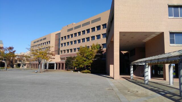 医療大学図書館 おっさんの毎日が日曜